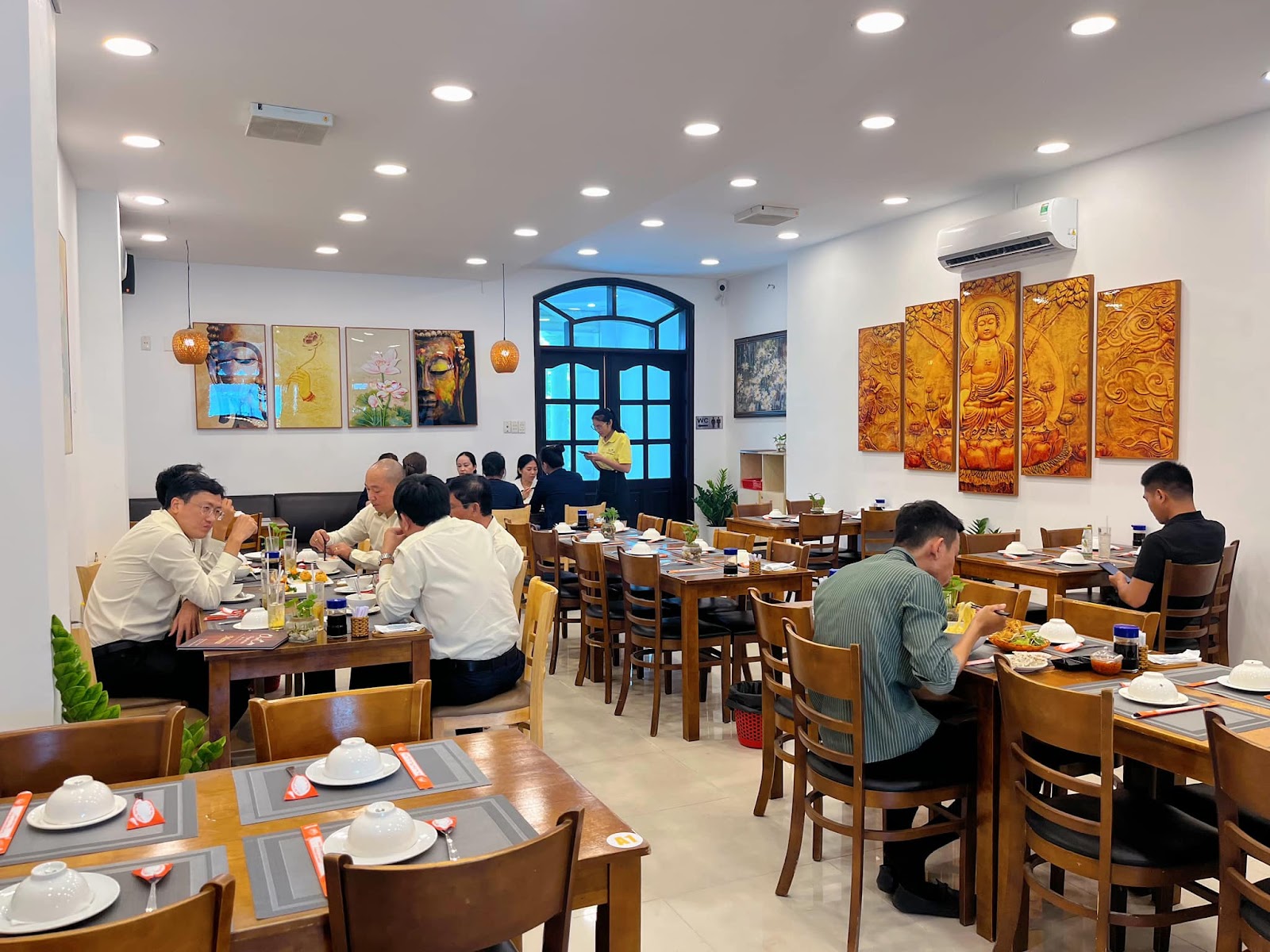 Chi Cao Vegetarian Restaurant photo 6 in Thao Dien