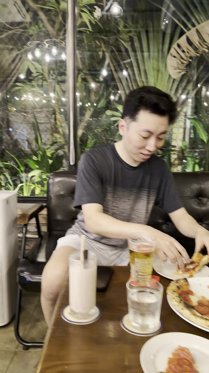 Chico’s Pizza Bar photo 5 in Thao Dien