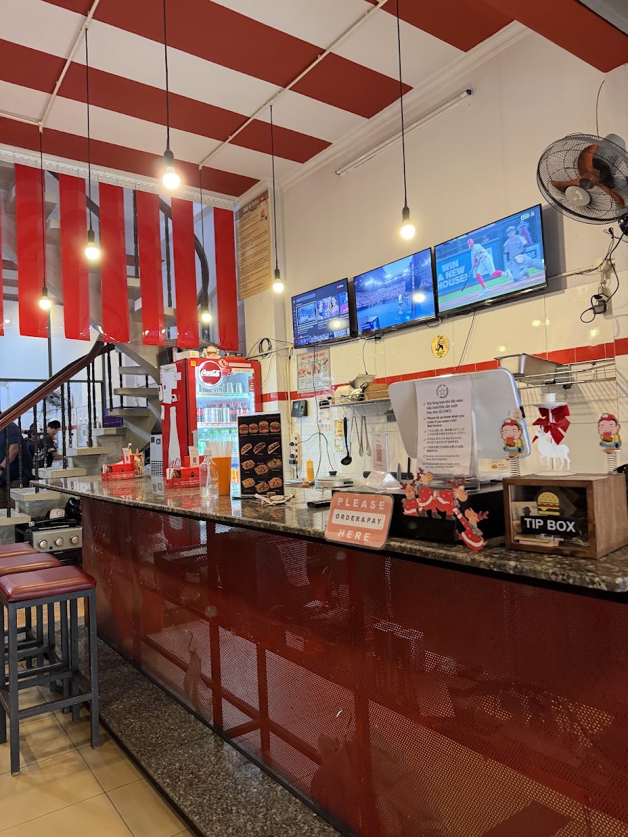 Chuck's Burgers photo 6 in Thao Dien