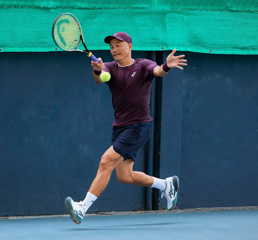 CLB Tennis & Pickleball mái che Hoàng Thành Trung photo 4 in Thao Dien