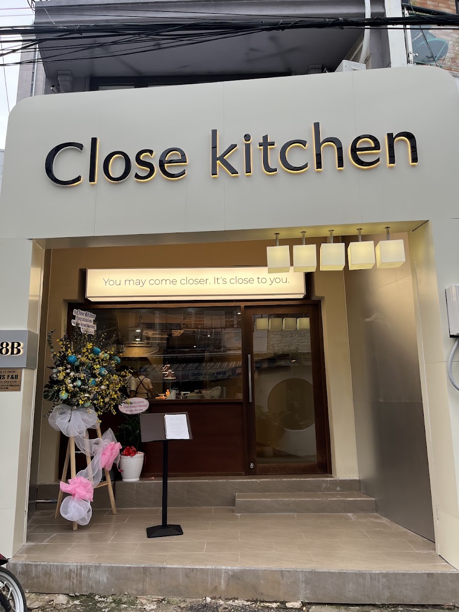 Close kitchen Saigon in Thao Dien