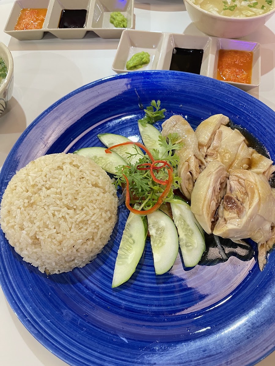 Cơm gà Sing Sing - Singapore Chicken Rice photo 8 in Thao Dien