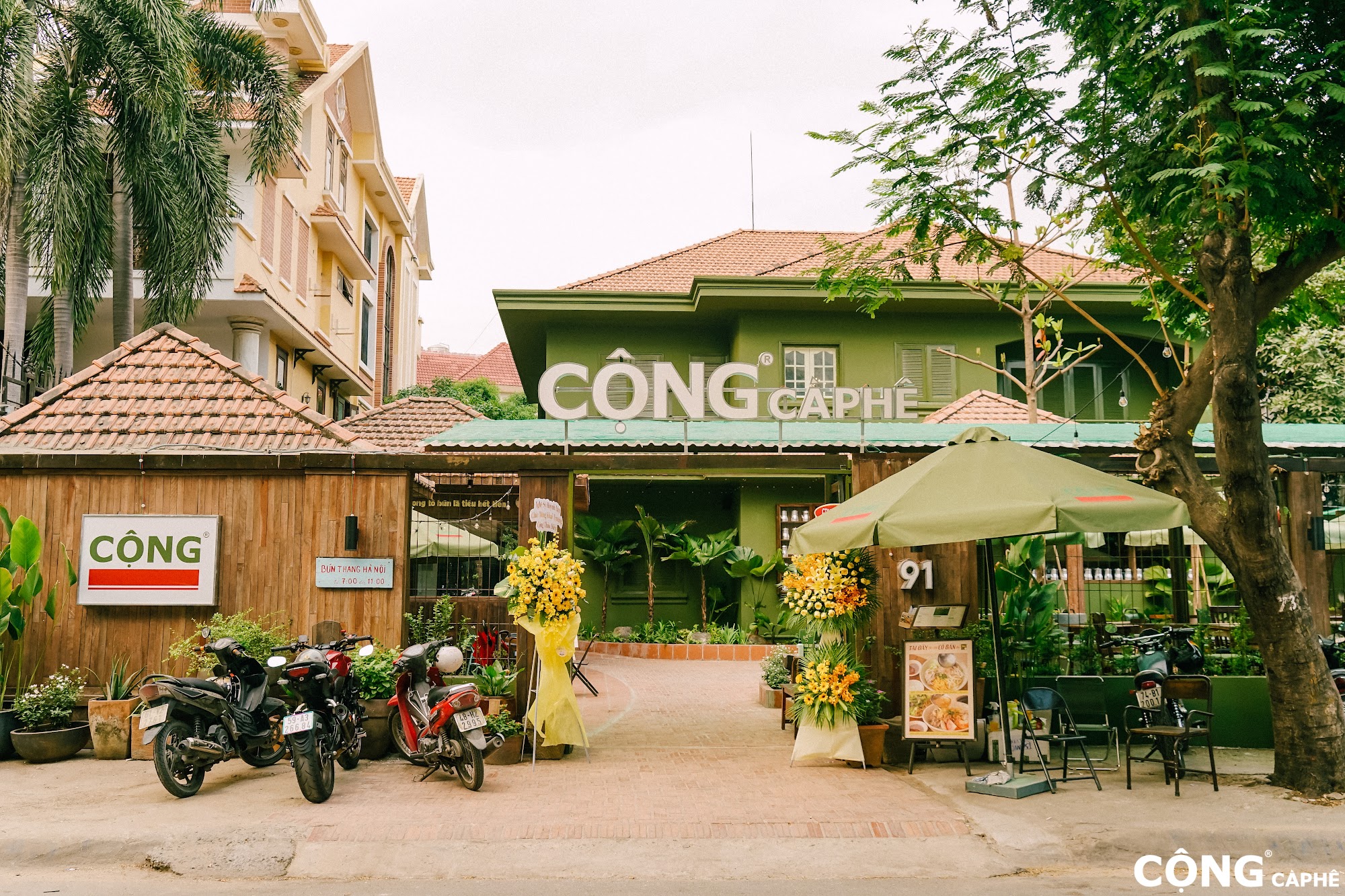 Cộng coffee - Xuan Thuy Branch