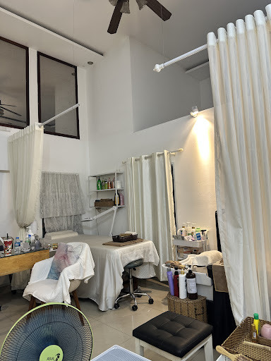 COVE QUEEN BEAUTY SALON photo 6 in Thao Dien