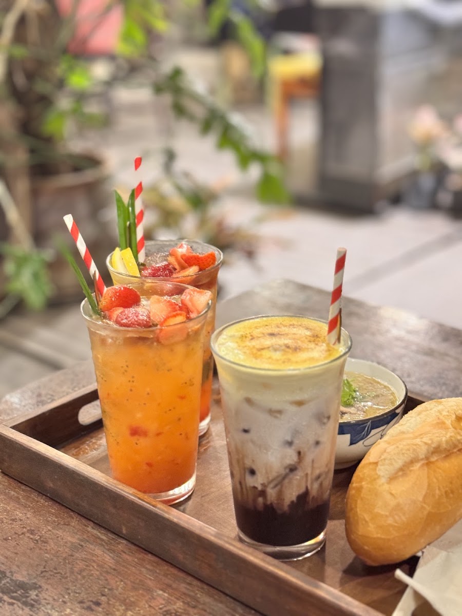Cú Trên Cây Coffee photo 2 in Thao Dien