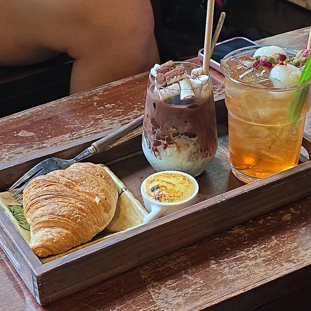 Cú Trên Cây Coffee photo 7 in Thao Dien