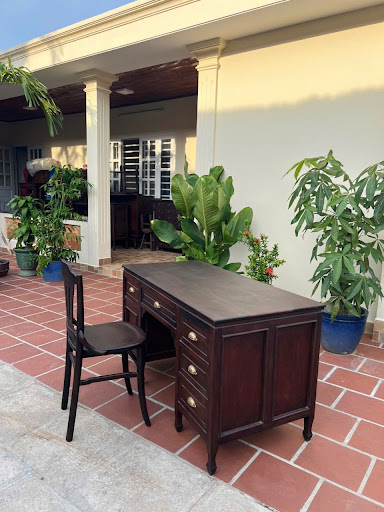 Cửa Hàng Đồ Gỗ Cũ Xưa Lâm Hải photo 4 in Thao Dien