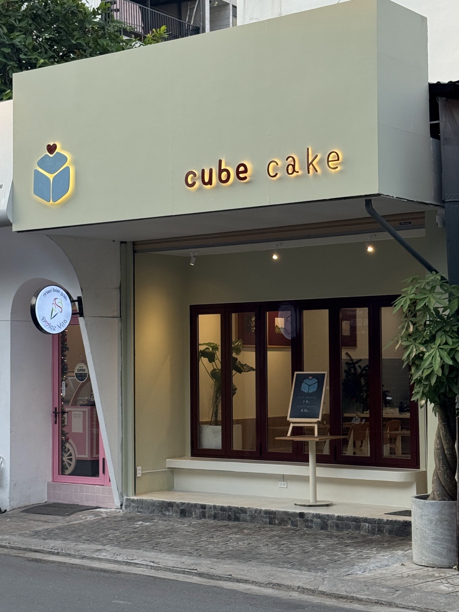 cube cake photo 9 in Thao Dien