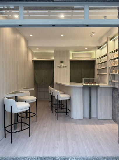 Cubique Bakery Studio & Tea Brewery in Thao Dien