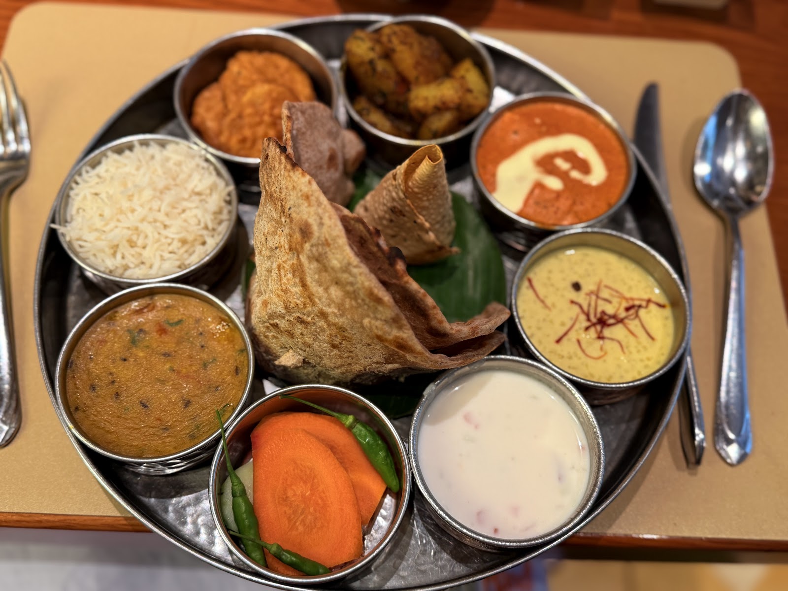 Dahi Handi Indian Restaurant photo 4 in Thao Dien