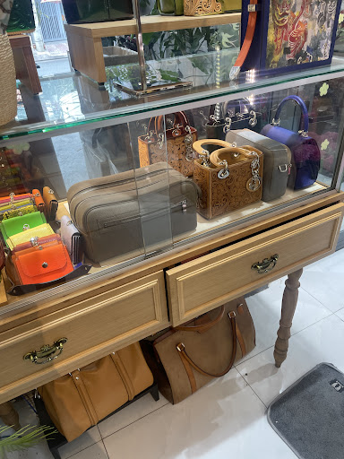 DanslaPeau Saigon - Leather Handcraft in Saigon