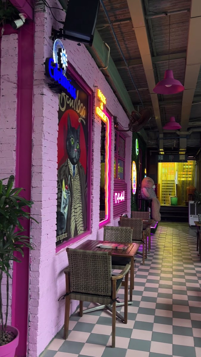 Dark Kitchen Eatery & Wine photo 2 in Thao Dien