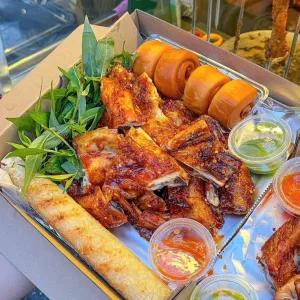 Combo 2 Chicken + 4 Bamboo Tube Rice at Đệ Nhất Cơm Canh Thịt Lợn (Thảo Điền)