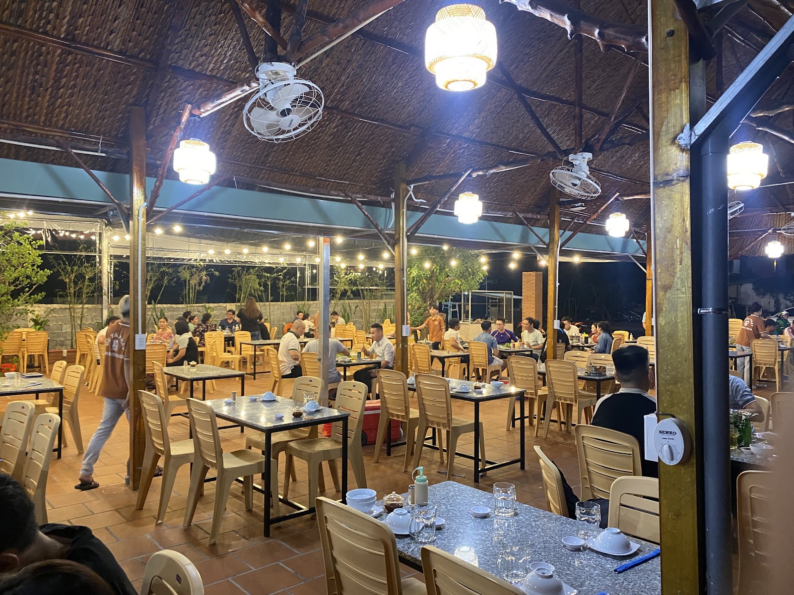 Dê Tài Phát - Vietnamese Restaurant in Thao Dien