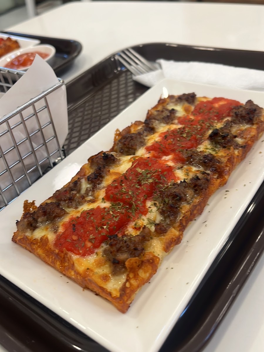 Detroit Pizza Cống Quỳnh photo 7 in Thao Dien