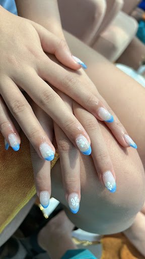 Do nail at home - nail tại nhà Thảo Điền photo 2 in Thao Dien