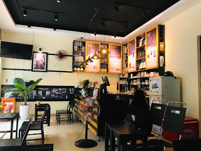 DON Lounge Bar in Ha Noi - exterior