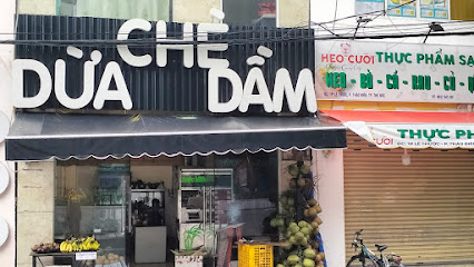 Dừa Việt Coffee shop in Ho Chi Minh City - exterior