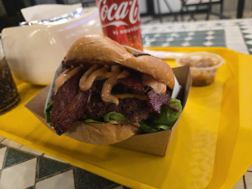 Ducky's Smash Burger photo 1 in Thao Dien