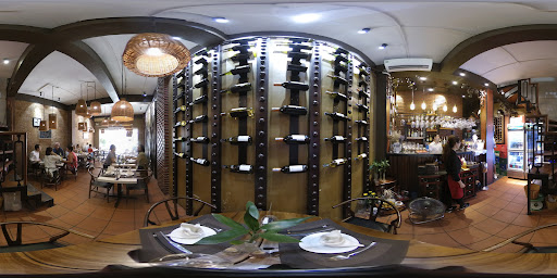 Duong's 2 Restaurant & Cooking Class photo 4 in Ha Noi