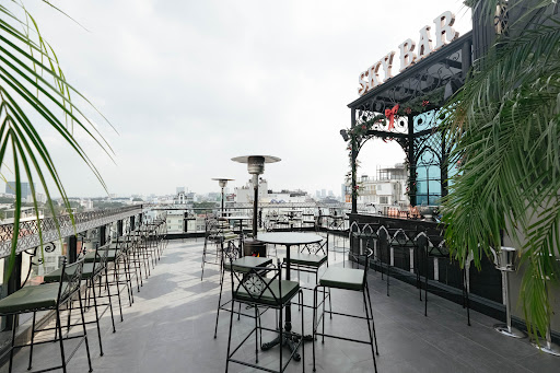 DUSK Sky Bar photo 2 in Thao Dien