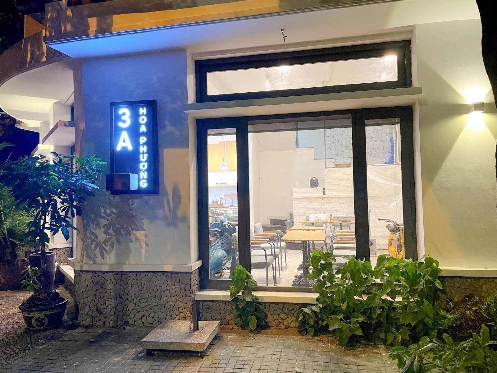 Early Morning Tea & Coffee - 3A Hoa Phượng - Coffee Shop in Thao Dien