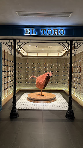 El Toro - Home for Steaks & Wines photo 5 in Thao Dien
