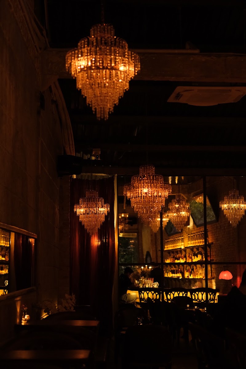 Ellington Cocktail & Whisky Bar photo 3 in Thao Dien