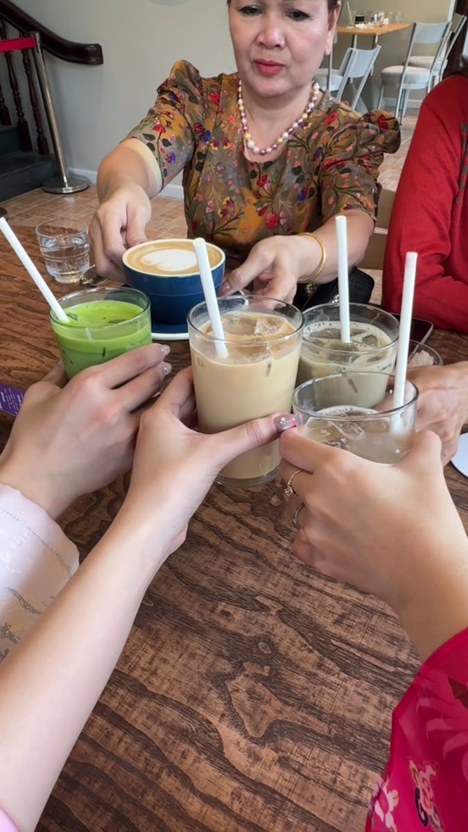 Every Half Coffee Roasters - Tống Hữu Định