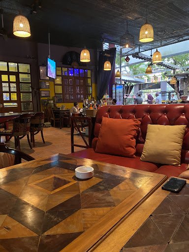 Evita Sports Bar photo 2 in Thao Dien