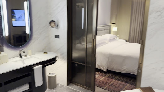 Fairmont Hanoi photo 4 in Thao Dien
