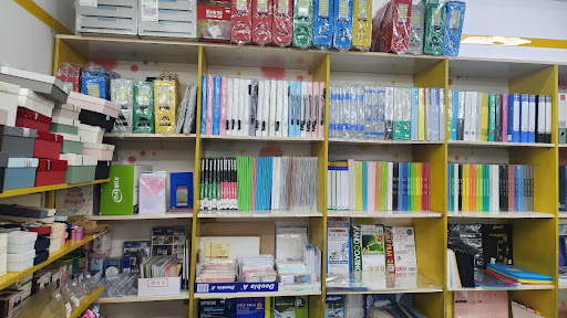 프렌즈 문구점 FRIENDS STATIONERY photo 3 in Thao Dien