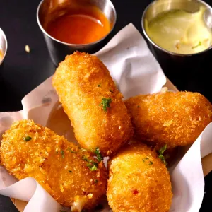 Mozzarella Bites ( Phô mai que ) at Fritty Saigon, Thao Dien