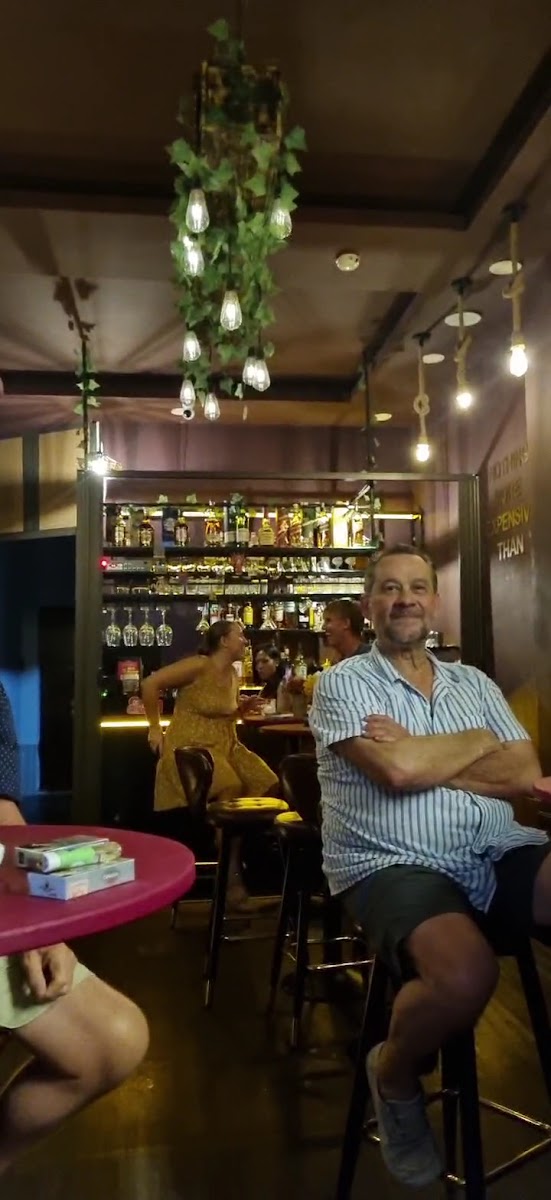 FunnyBone Bar & Coffe Quận 1 - Restaurants in Thao Dien