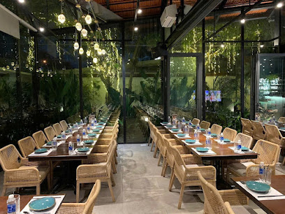 Gánh - Vietnamese in Thao Dien