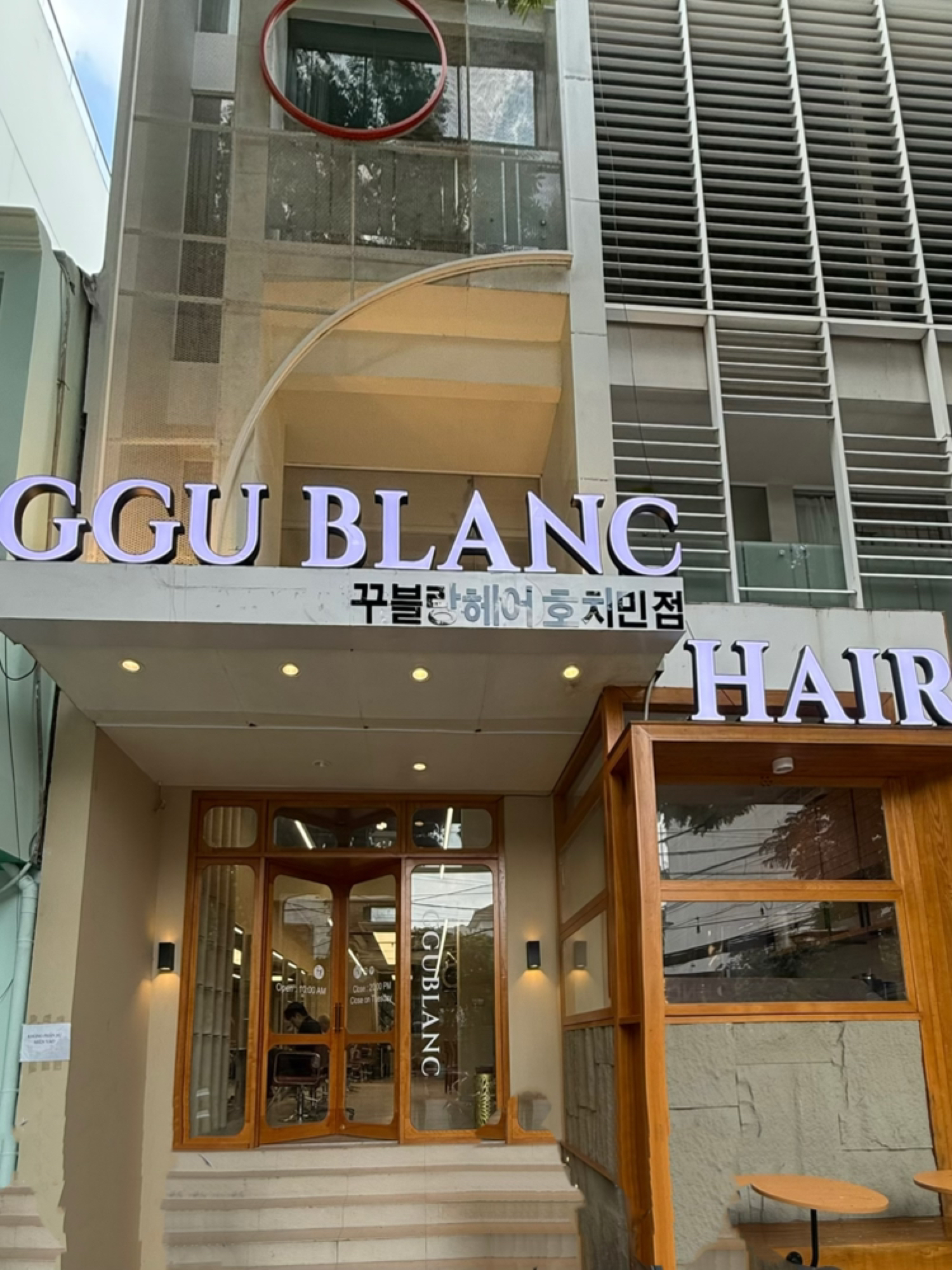 GGUBLANC HAIR SALON ( 꾸블랑헤어 / 한국 미용실 ) in Saigon