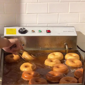 Glazed Artisan Donuts photo 4 in Thao Dien