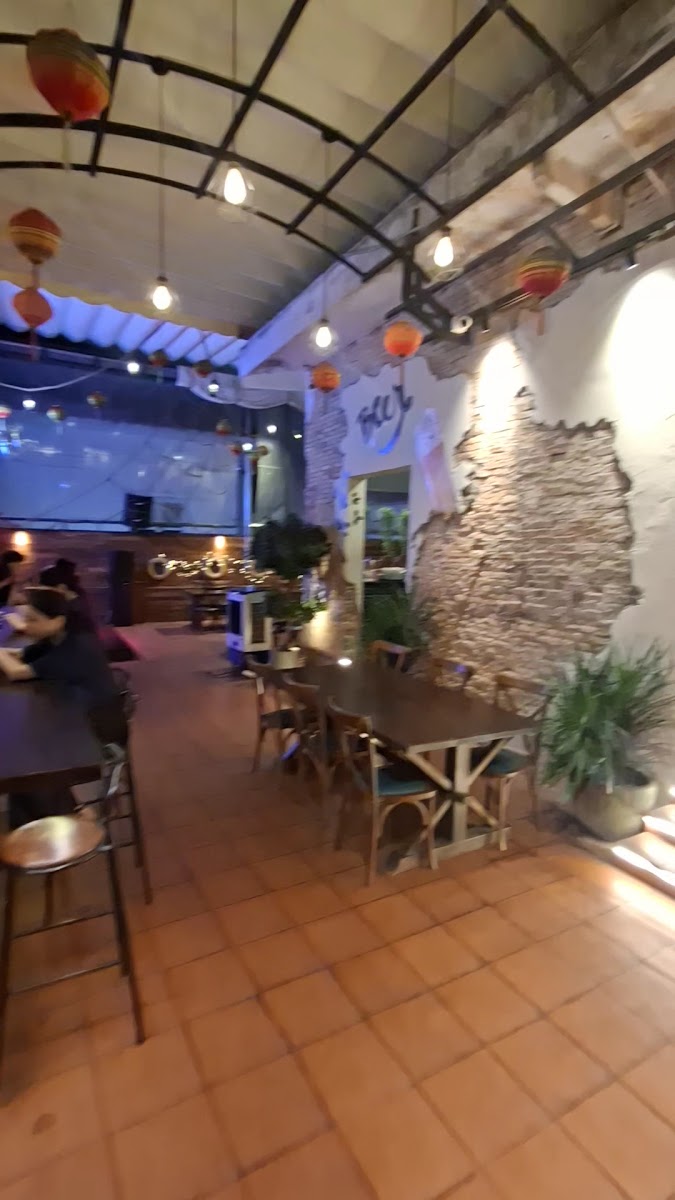 GOLD SHIP Craft Beer & Bistro - Brewpub in Thao Dien