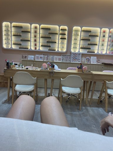 Golden Nail - Thảo Điền photo 4 in Thao Dien