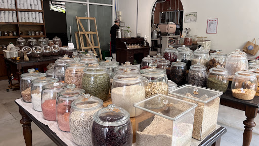 Happy Tree Coffee & Chocolate photo 2 in Thao Dien