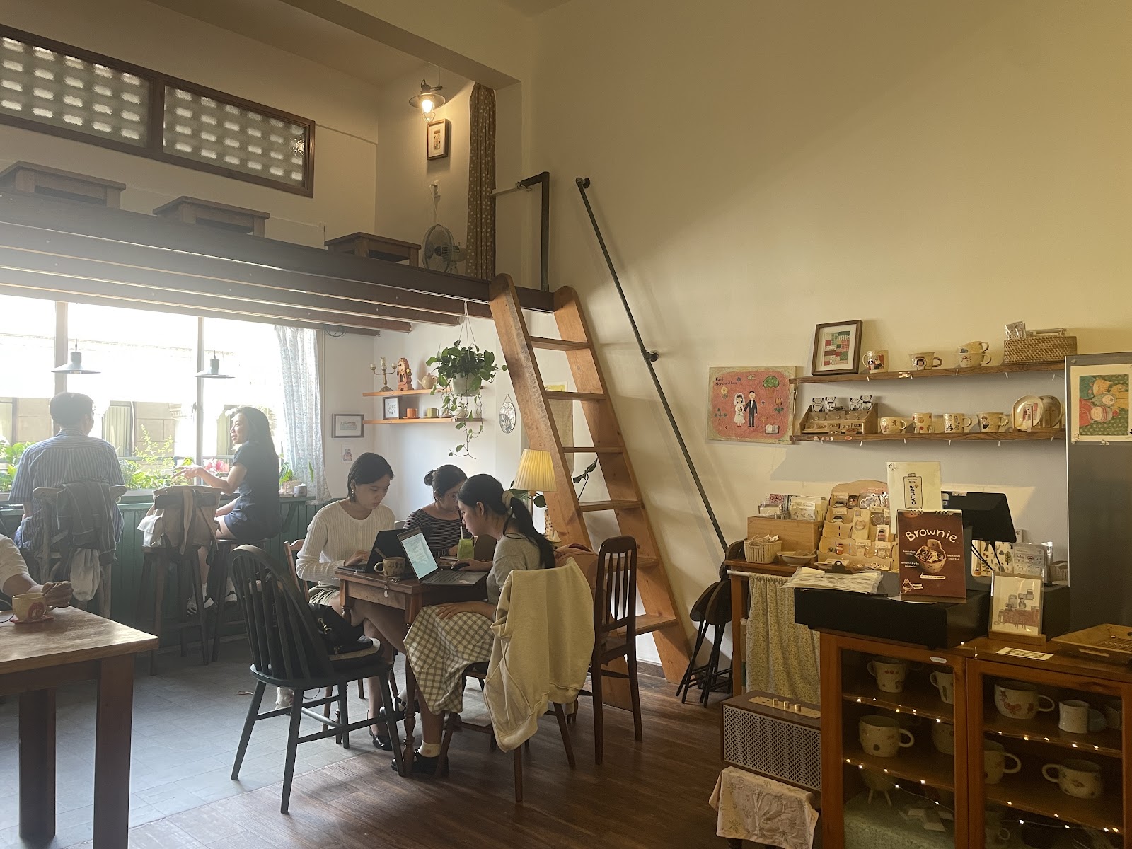 Haru Cafe - Coffee & Souvenir photo 8 in Thao Dien