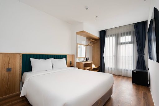 Haven Hut Riverside Hotel photo 4 in Thao Dien