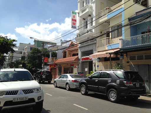Haven Hut Riverside Hotel - Hotel in Thao Dien