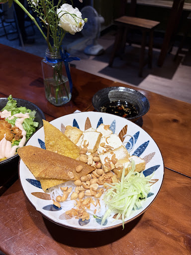 Hẻm Cafe & Kitchen photo 1 in Thao Dien