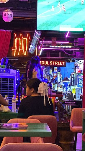 Hem Chill Bar & Food photo 8 in Thao Dien