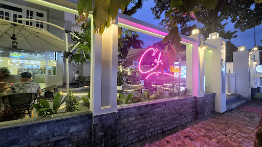 Hilo Rojo Café photo 2 in Thao Dien