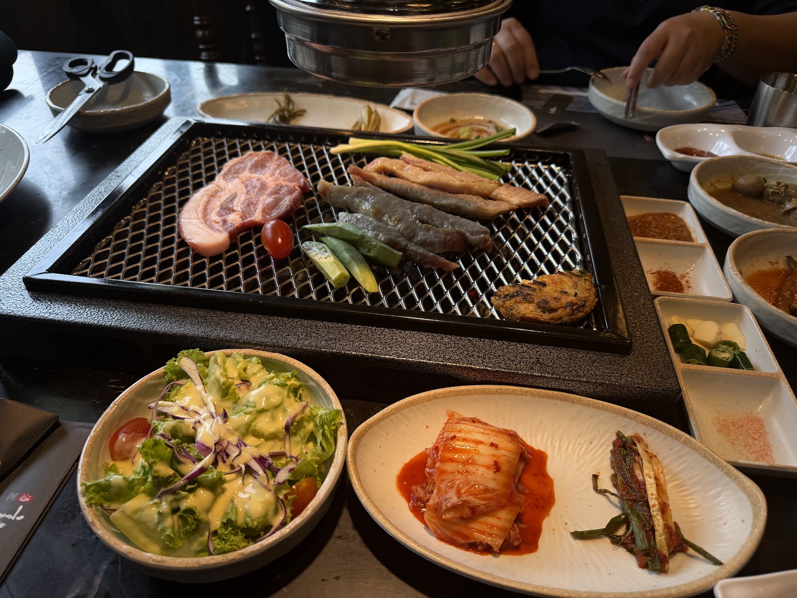 NHÀ HÀNG HÀN QUỐC HONG DON GA BBQ photo 2 in Thao Dien