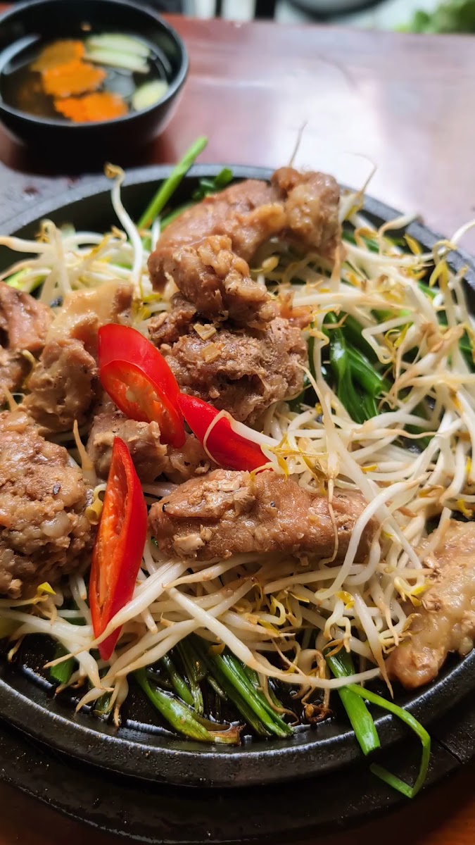Hong Hoai's Restaurant photo 2 in Ha Noi
