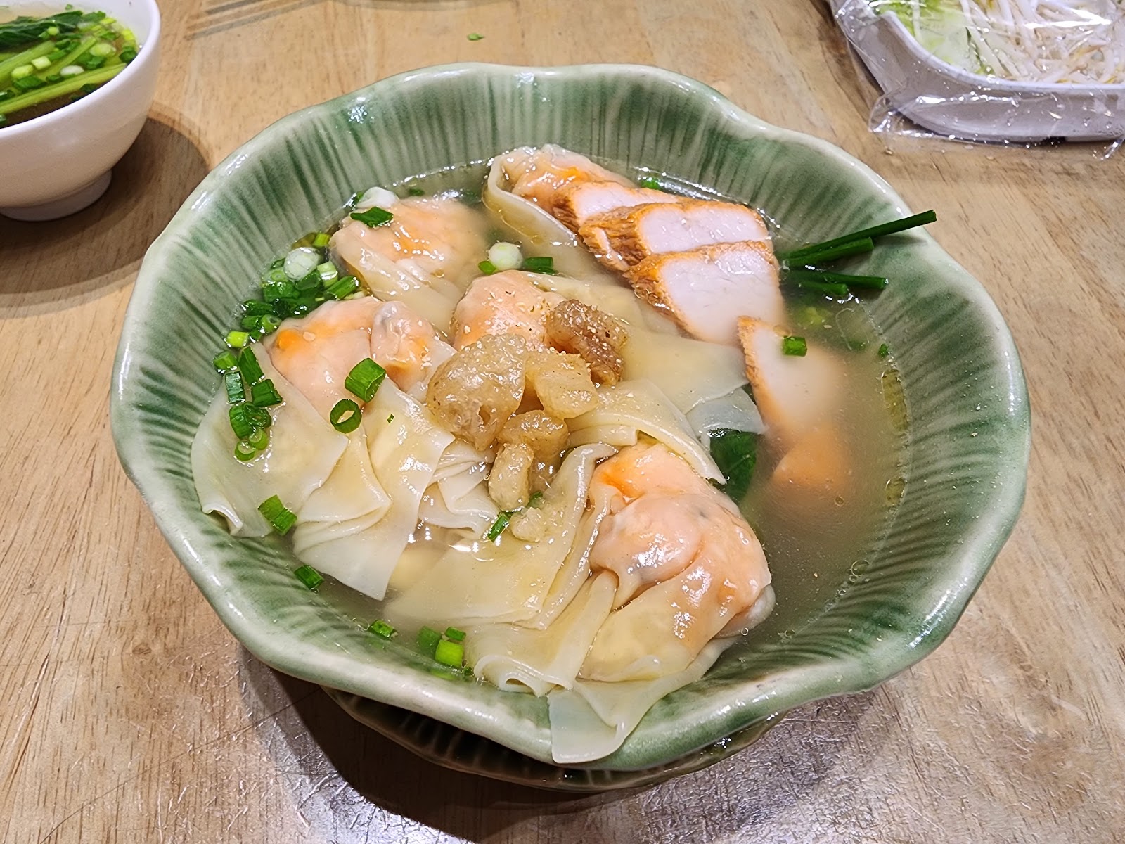 Hủ Tiếu Hồng Phát (Hồng Phát Thảo Điền) photo 15 in Thao Dien