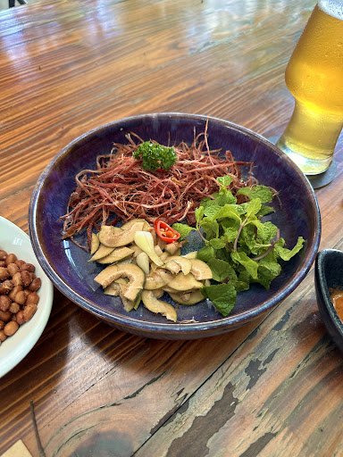 A mixed vegetable and mushroom salad